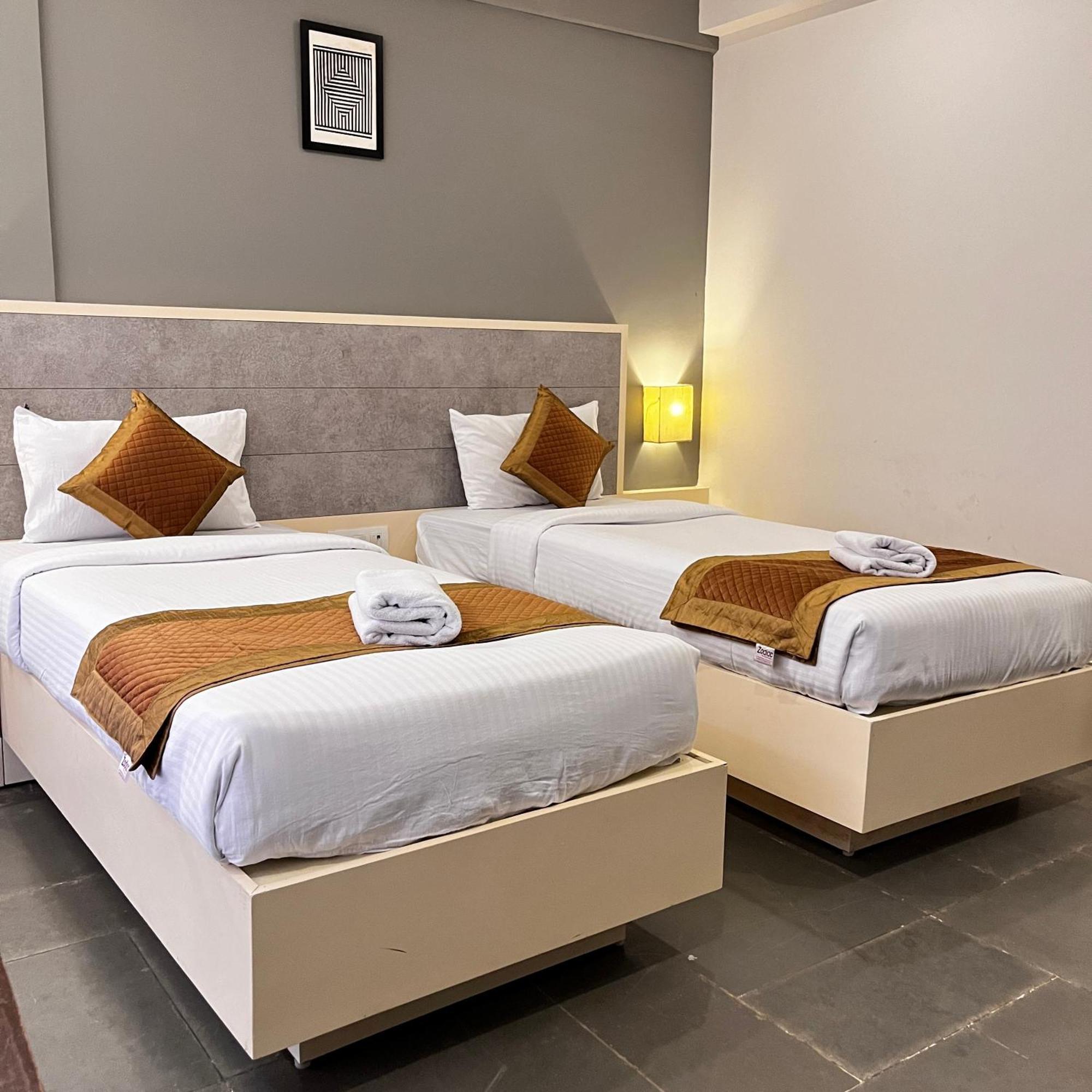 Hotel Dwarawata Dárvád Kültér fotó