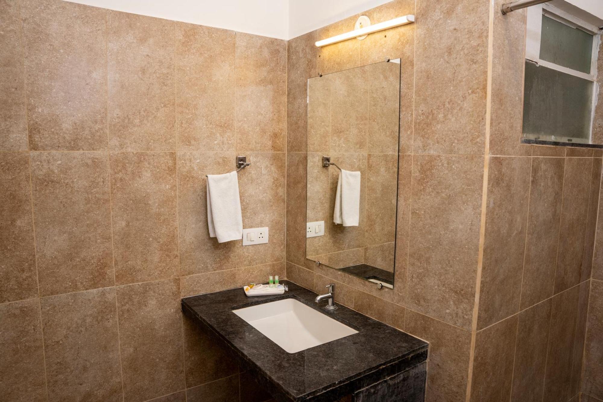 Hotel Dwarawata Dárvád Kültér fotó
