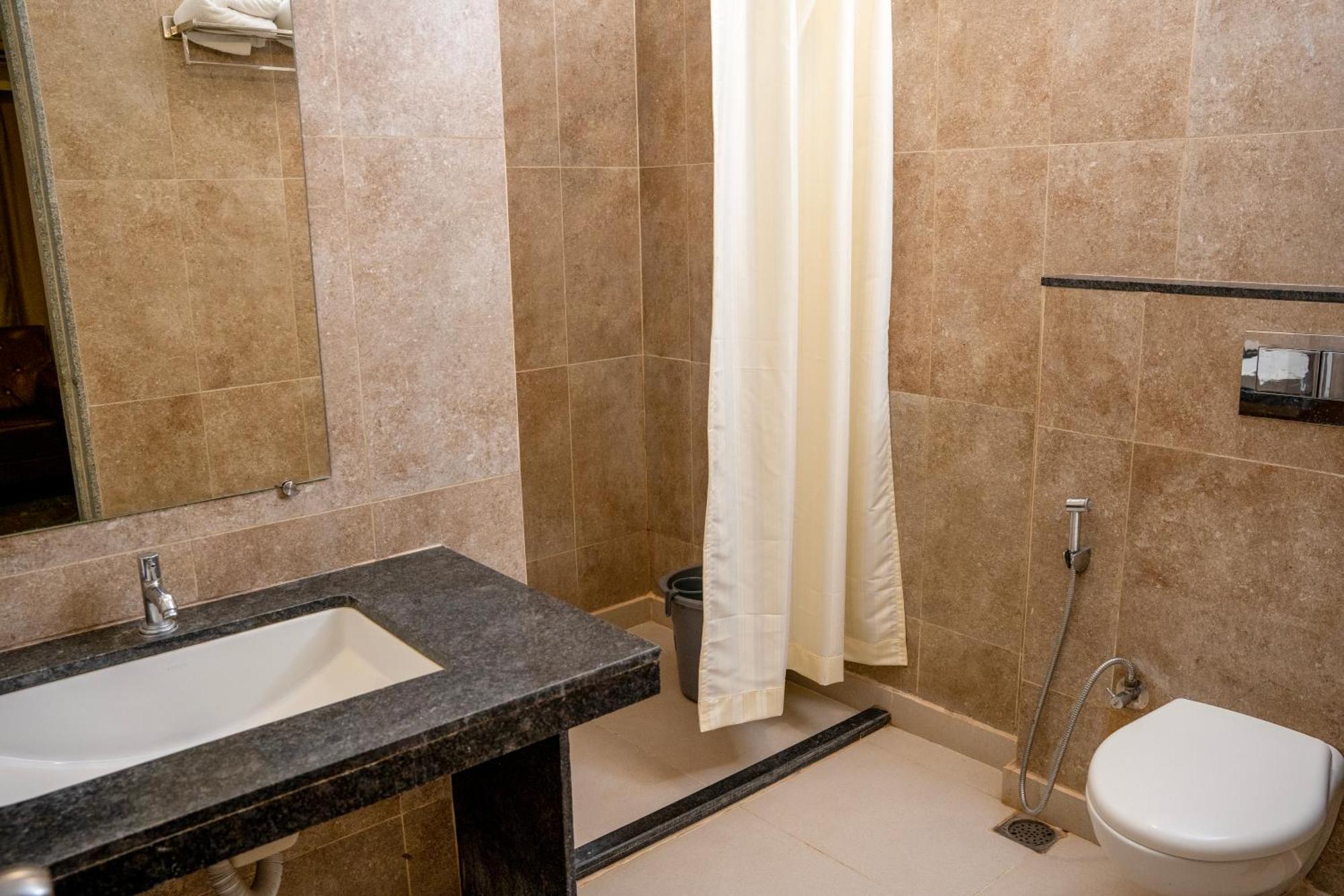 Hotel Dwarawata Dárvád Kültér fotó